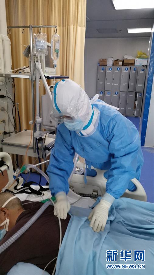 （一線抗疫群英譜·圖文互動）（2）“從高原奔赴平原，我們傾囊相助”——青海援湖北醫(yī)療隊女醫(yī)生戴春的故事 