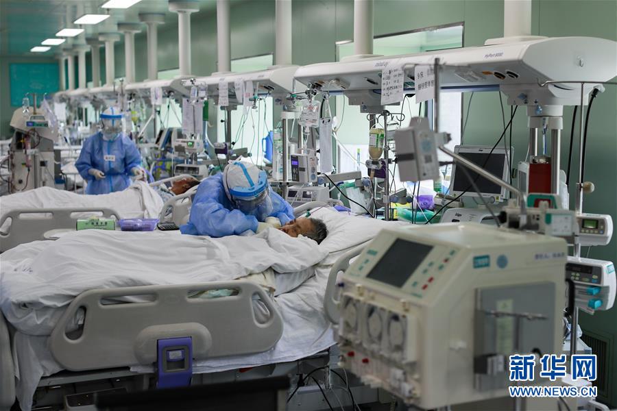 （新華全媒頭條·圖文互動(dòng)）（1）上下同心，守望相助——中國(guó)抗疫眾志成城的生動(dòng)實(shí)踐