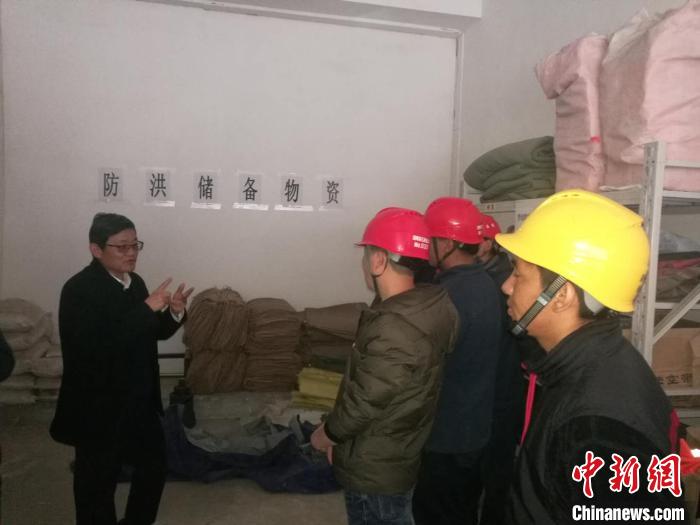 圖為西藏自治區(qū)應(yīng)急管理廳儲(chǔ)備的防洪救災(zāi)物資(資料圖)。西藏自治區(qū)應(yīng)急管理廳 供圖