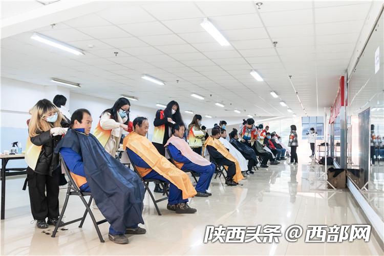 正在上傳... 55f7a49f482763d6cbefca14cf50e1cf.jpg