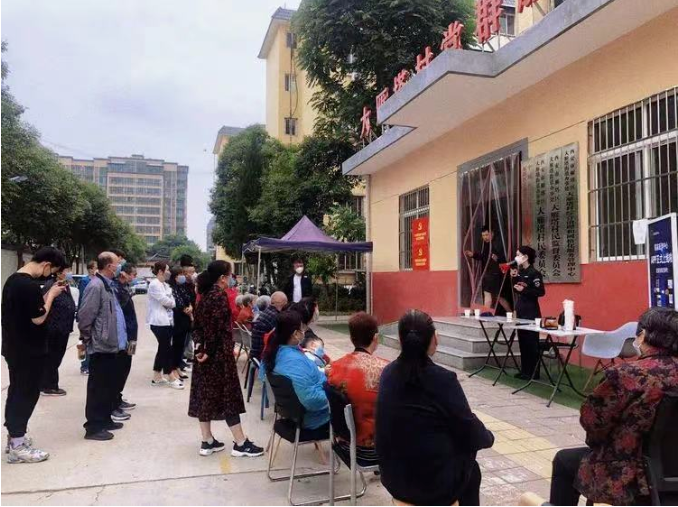 正在上傳... f2cbabd719fff2ea6d17f404de8206dd.png