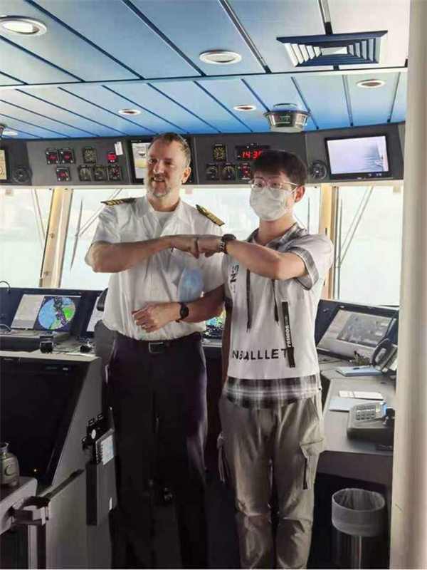 追夢——優(yōu)秀畢業(yè)生風采